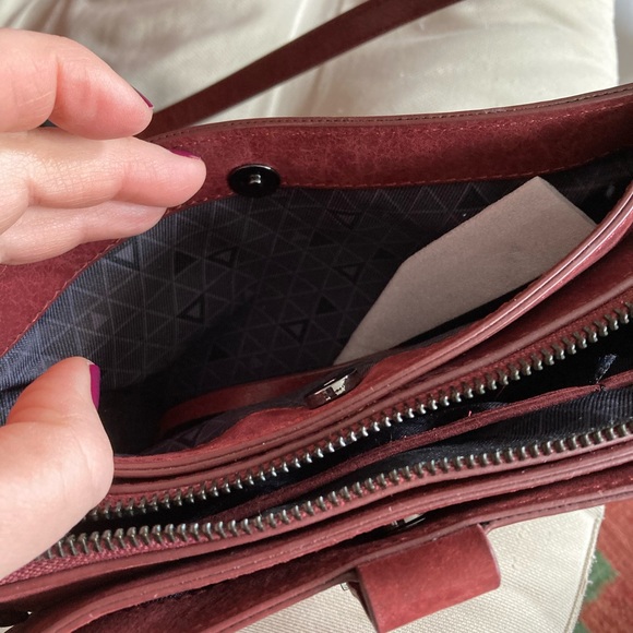 Leather small crossbody handbag - Picture 6 of 8